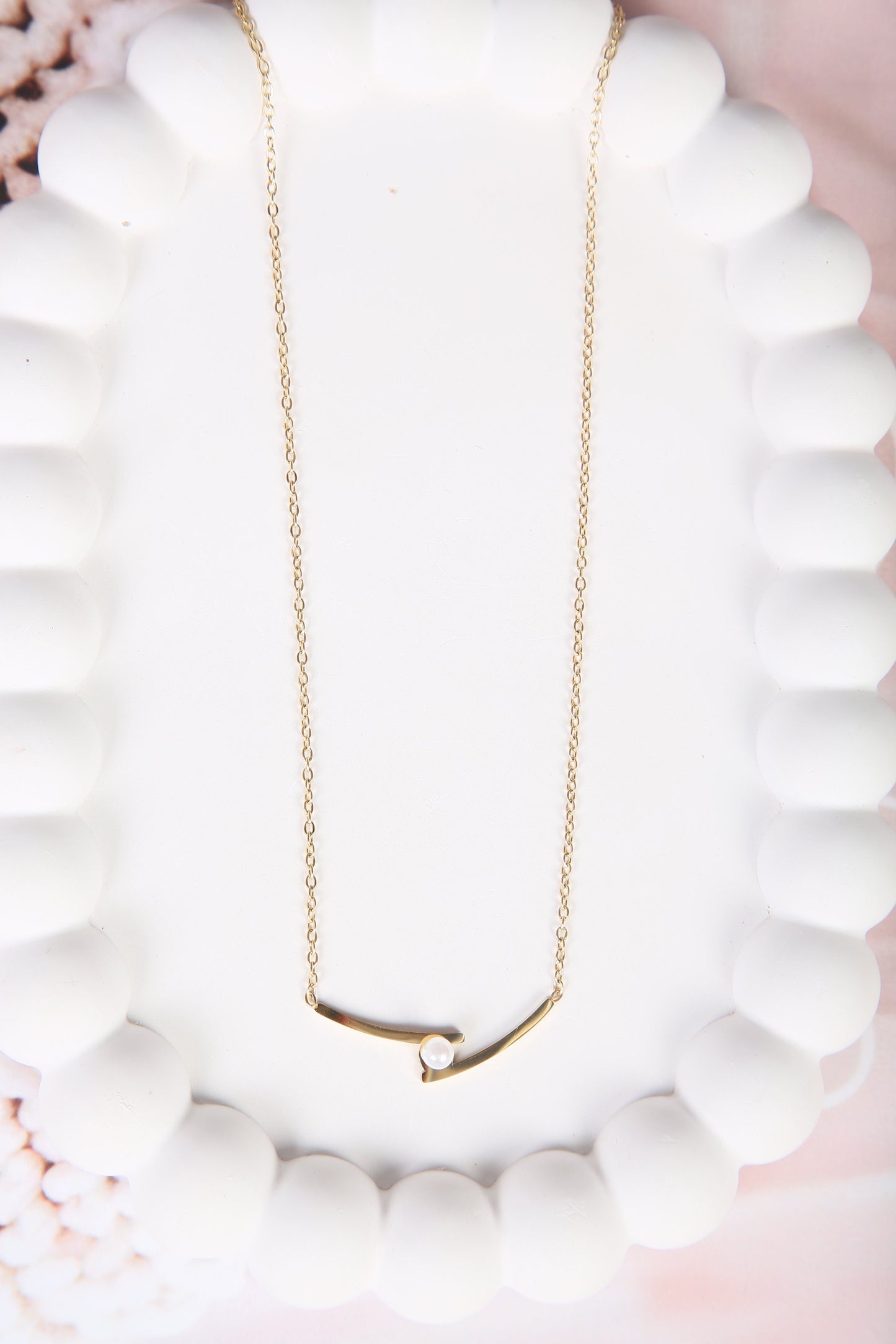 Pearl Balance Necklace