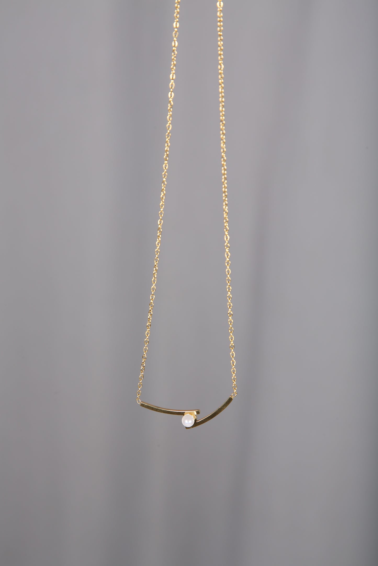 Pearl Balance Necklace